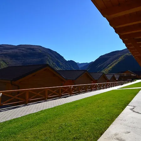 Il Rifugio Dell'aquila Aldeamento Turístico